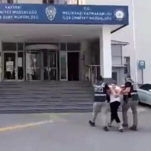 hirsizlikla aranan sahis yakalandi dEY7Yu2S