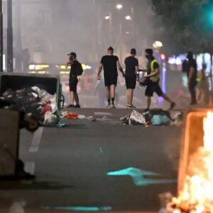 sirbistandaki iktidar karsiti eylemlerde siddet artiyor 5pD28Edz