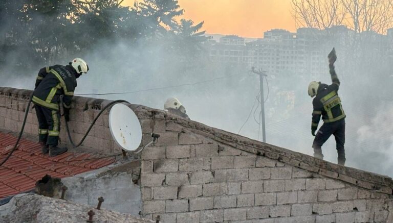 cardakta cikan yangin eve sicradi hC4aGUVi