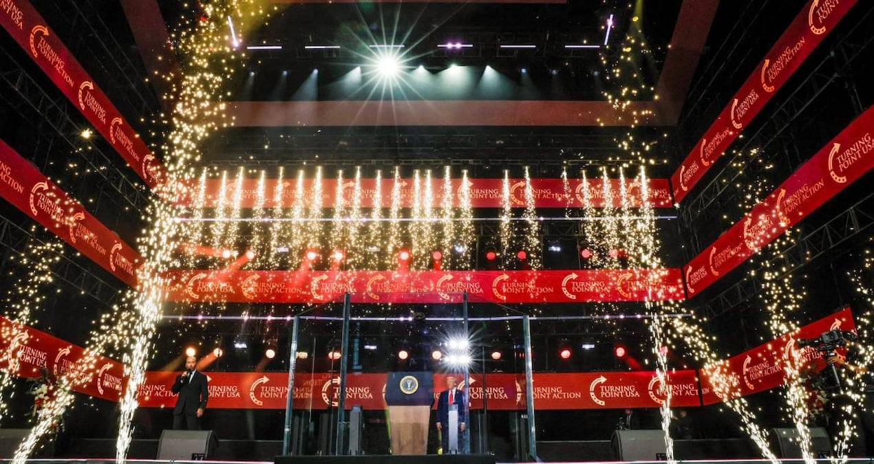 charlie kirkin cenazesi trumpin nefretine sahne oldu xXiBwzdI