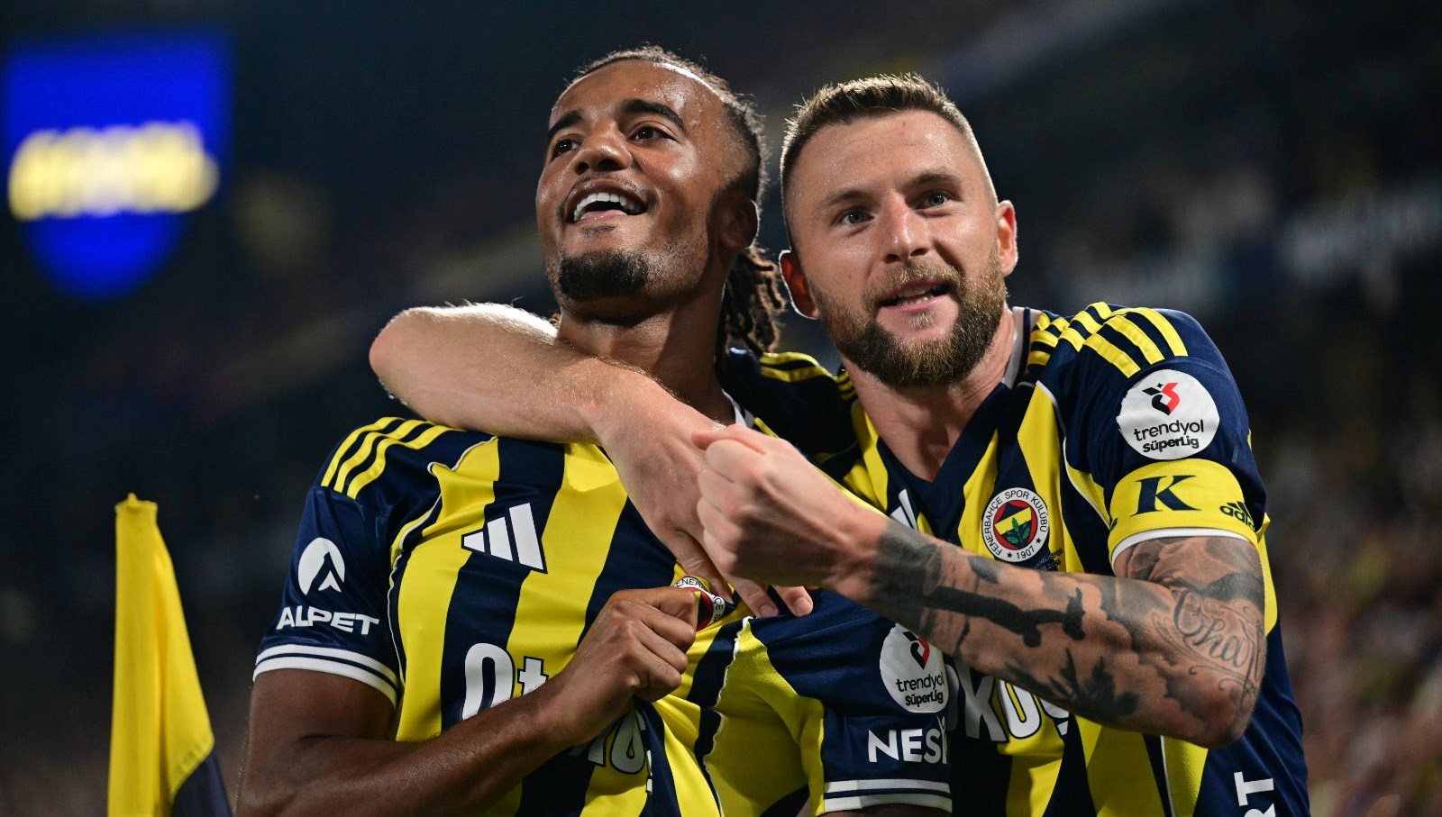 fenerbahce tedesco ve yeni transferleriye trabzonspor karsisinda 2TfnXUSK