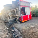 antalyada itfaiye aracinin devri sonucu 2 itfaiye eri yaralandi rKGVpk6O.jpg