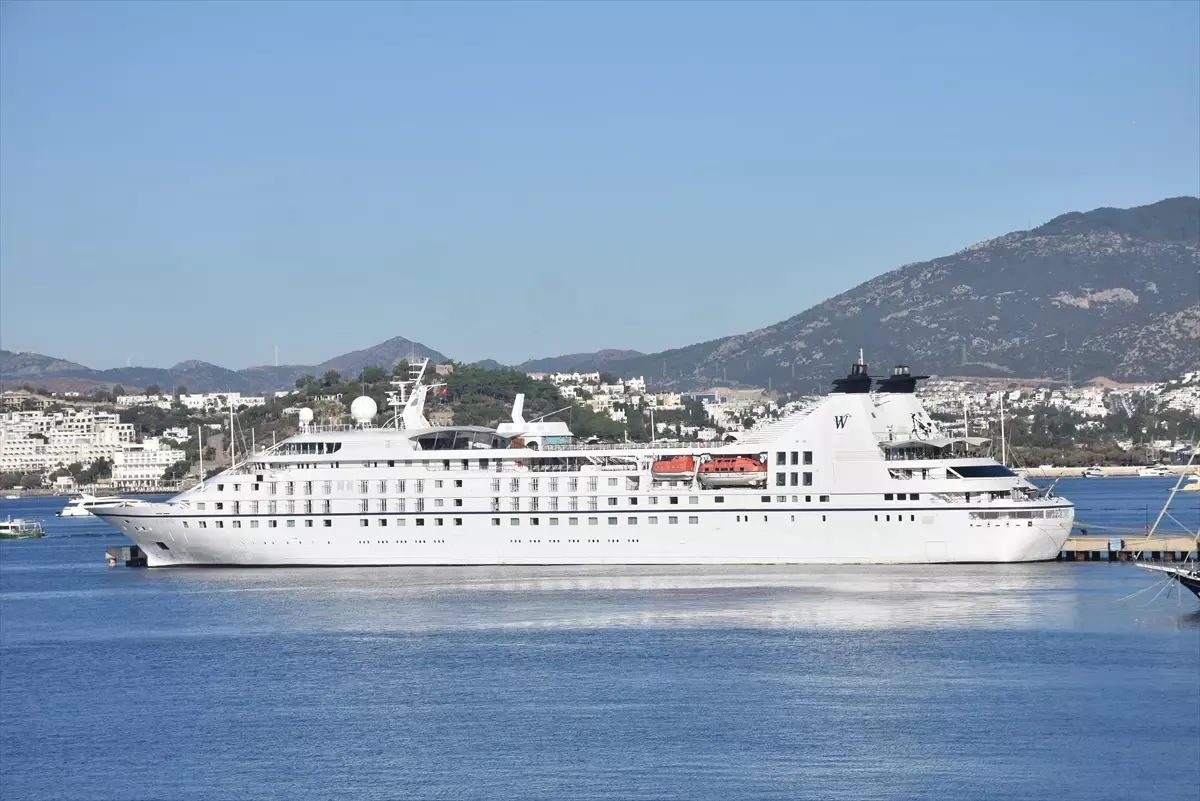 bodruma star legend kruvaziyeri ile 277 turist geldi qpOq6Luh