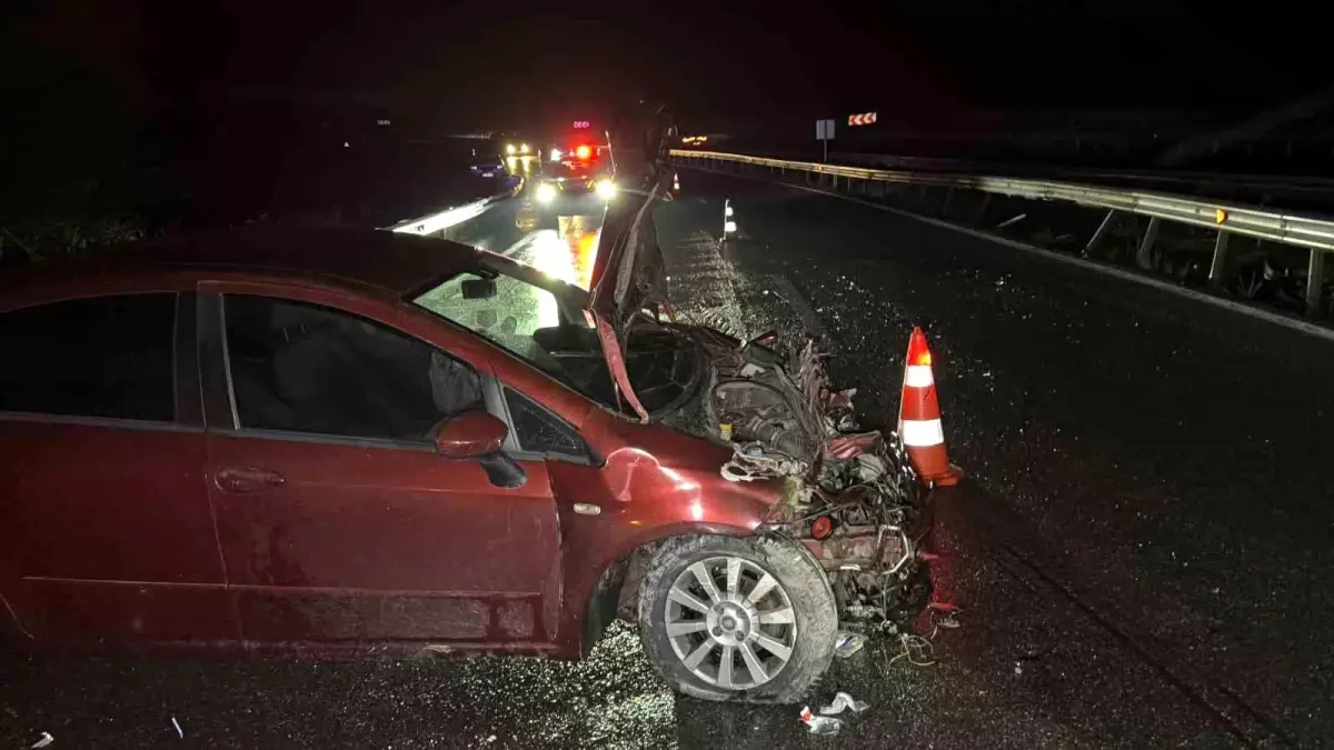 duzcede otomobil bariyerlere carpti 1 yarali MCSDBcCj.jpg