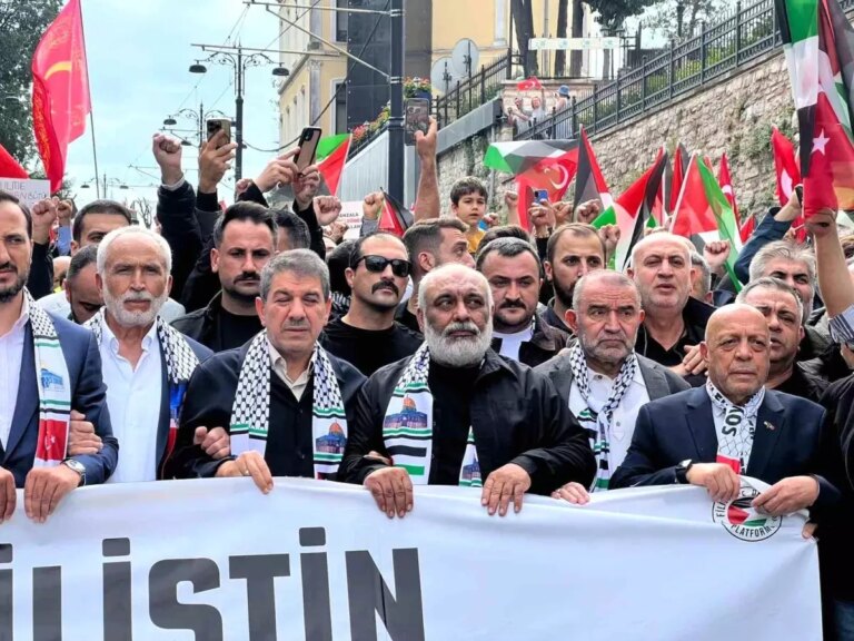 istanbulda filistine destek yuruyusu lHCMhp3Z