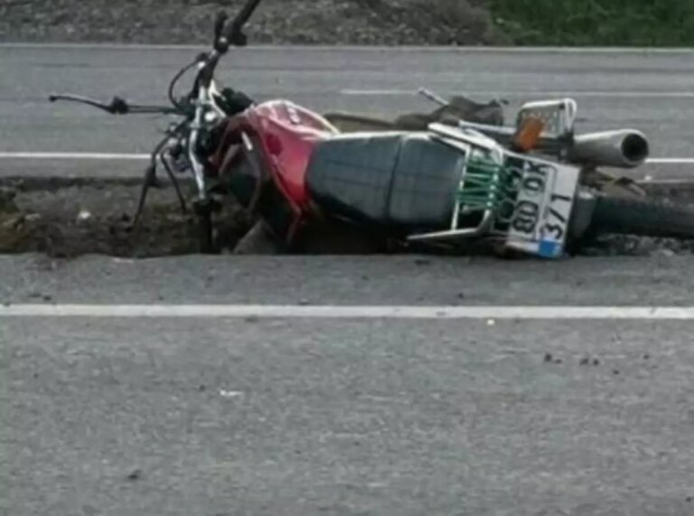 motosiklet kazasinda 55 yasindaki sahis hayatini kaybetti GSW9X3Rc.jpg