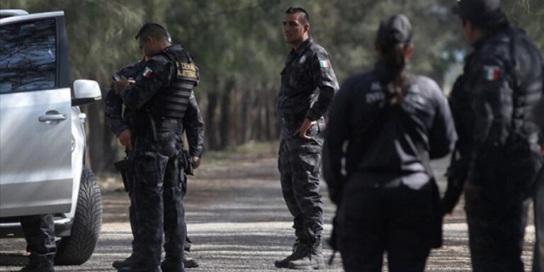 meksikada kartel ve polis catisti 13 olu uuA6UZCe.jpg