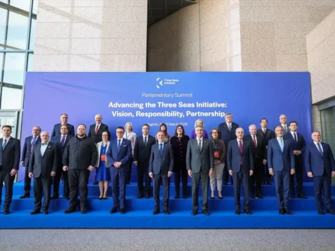 Numan Kurtulmuş, Çok Merkezli Dünya Düzenine Dikkat Çekti