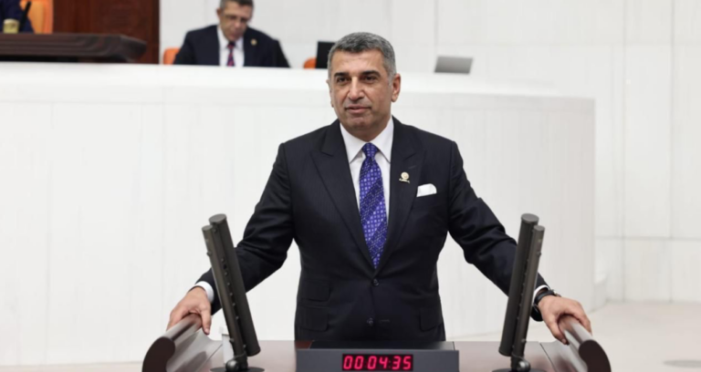 chpde-kapatma-tartismasina-tepki-yedek-parti-hesabi-yapmak-chpnin-tarihini-bilmemektir-sgcSxEBC